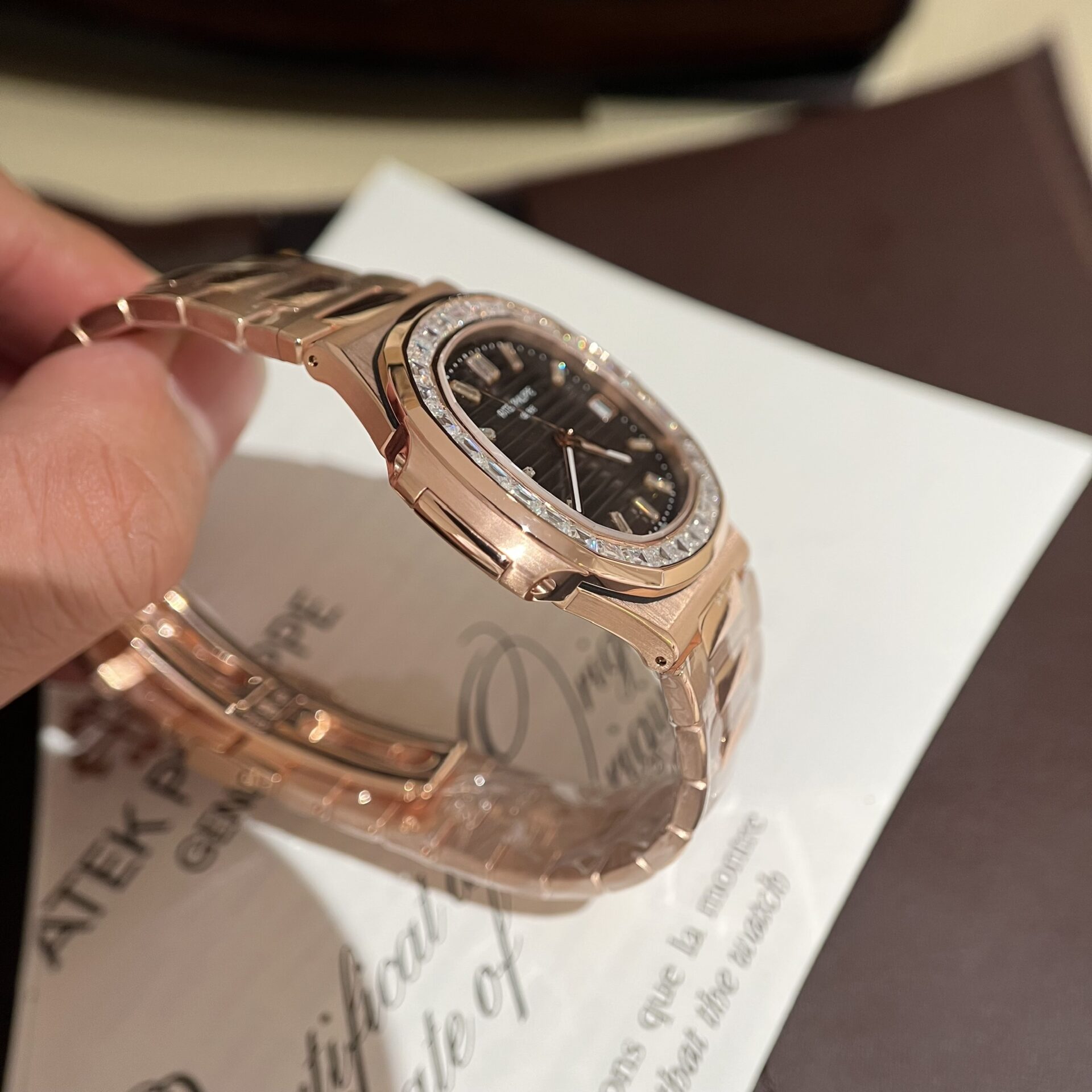 Patek Philippe Replica Watch Nautilus 5723 Gold Wrapped Moissanite Diamonds 40mm - Soul Replicas