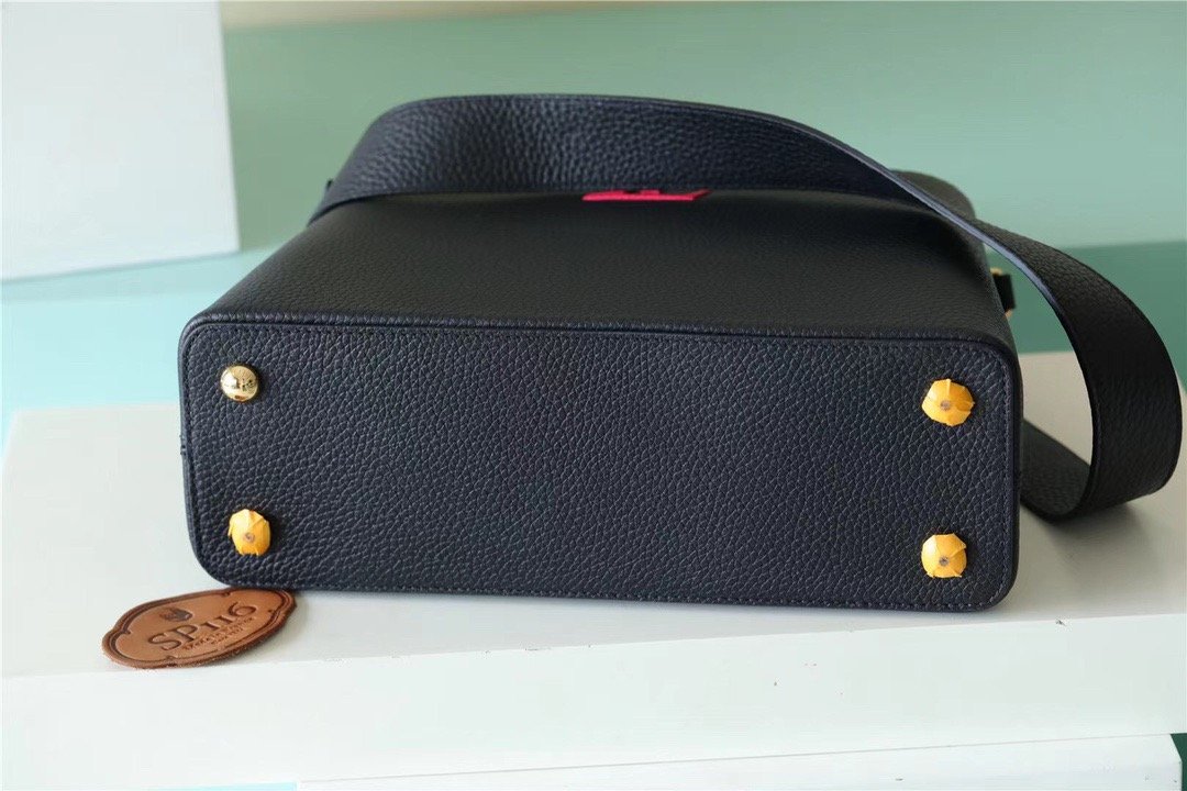 Louis Vuitton Capucines MM Taurillon Black/ Rose Berlingot For Women. Women's Bags. Shoulder And Crossbody Bags 12.4in/31.5cm LV M59882 - Soul Replicas