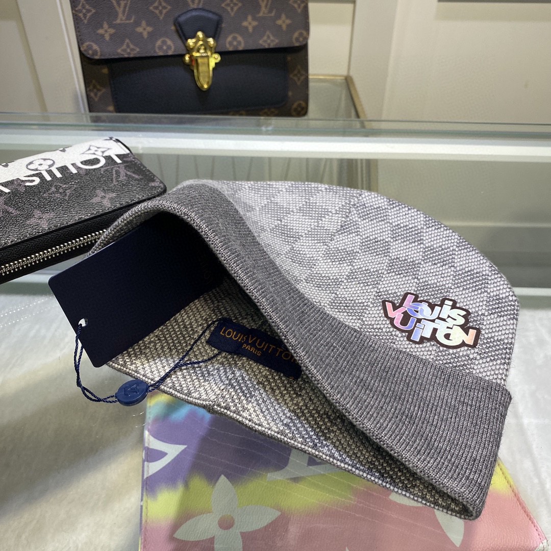Louis Vuitton Beanie In Grey LV Headwear - Soul Replicas