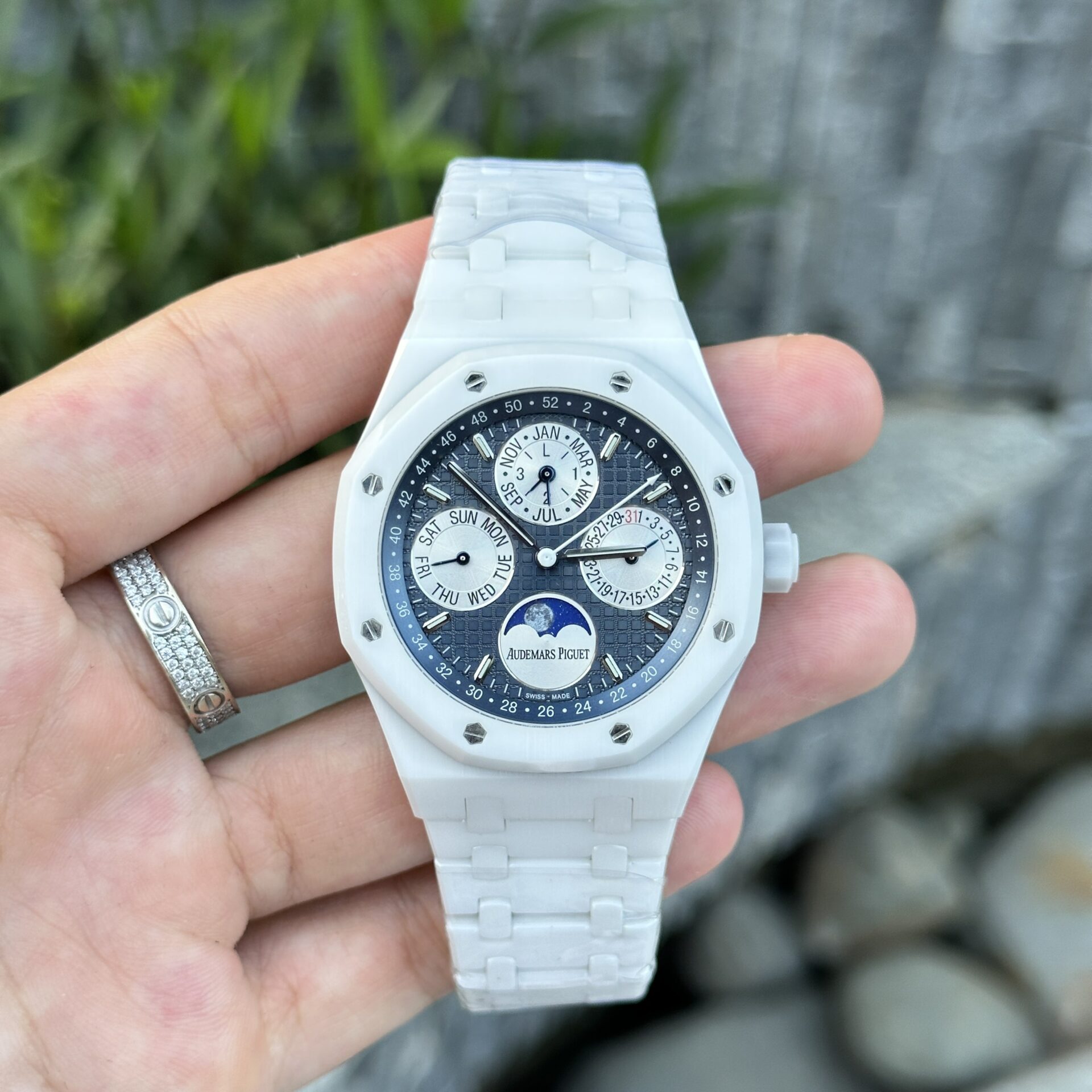 Audemars Piguet Replica Watches Royal Oak Perpetual Calendar 26579CB White Ceramic 42mm - Soul Replicas