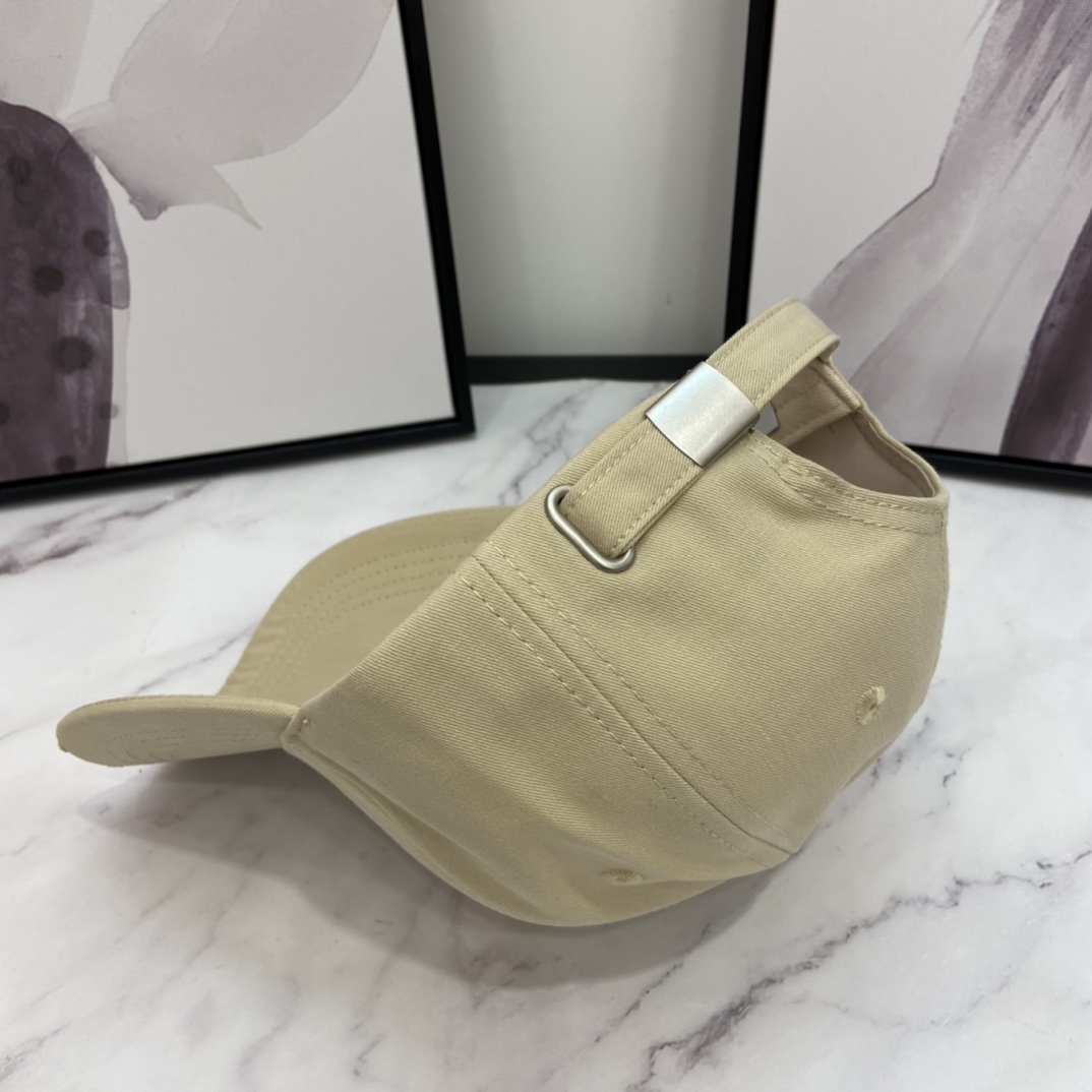 Chanel Cap Beige - Soul Replicas