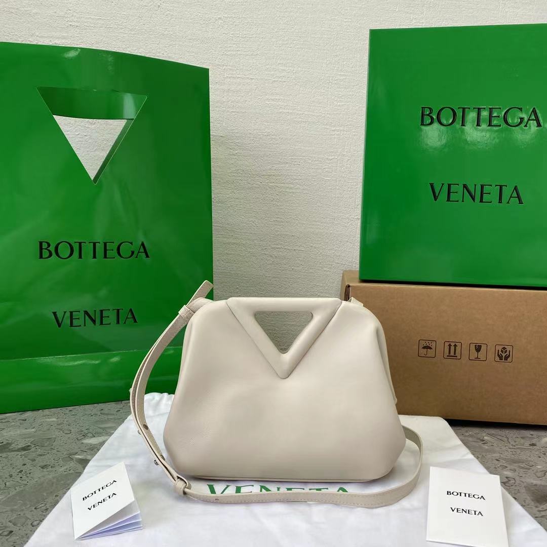 Bottega Veneta Point White. For Women. Women's Bags 8.6in/22cm 658476VCP409137 - Soul Replicas