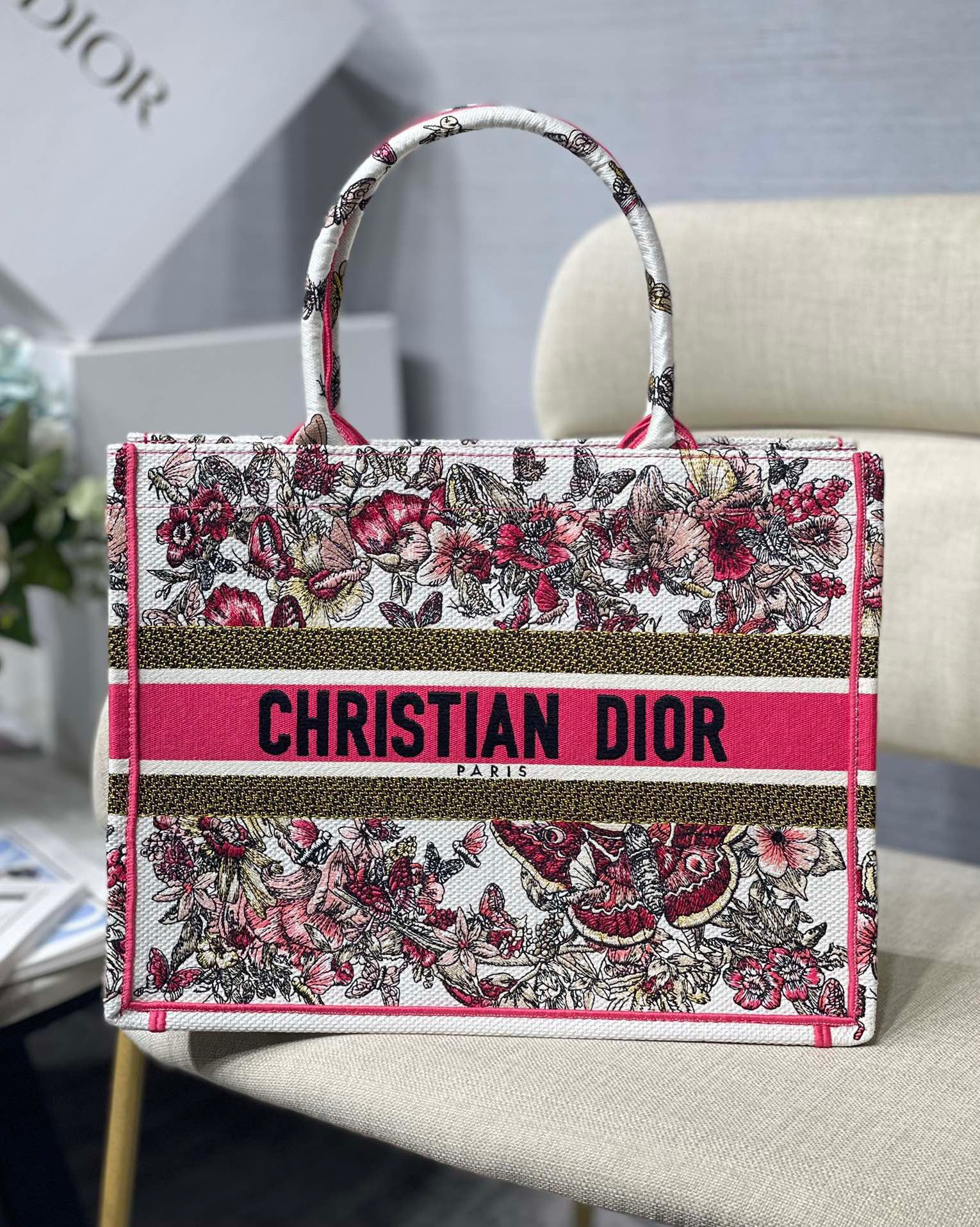 Christian Dior Medium Dior Book Tote Pink Multicolor. For Women. Women's Handbags 14in/36cm CD - Soul Replicas