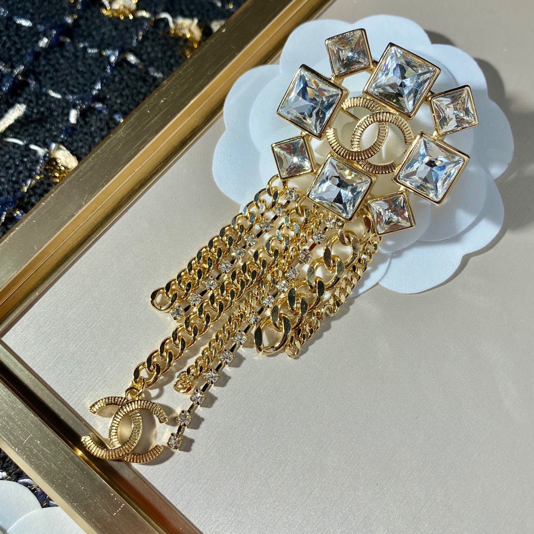 Chanel Brooch - Soul Replicas