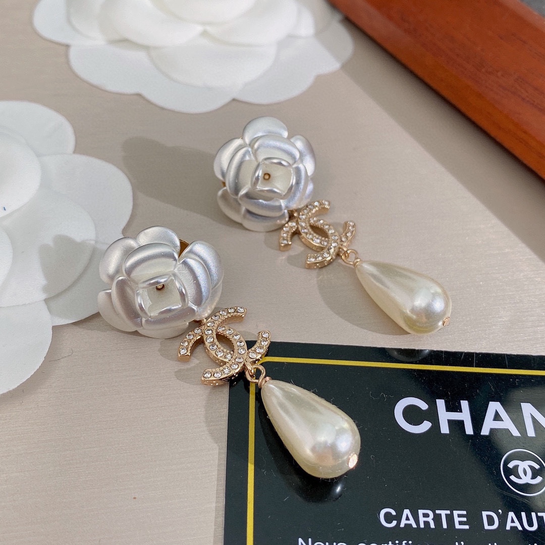 Chanel Earrings - Soul Replicas
