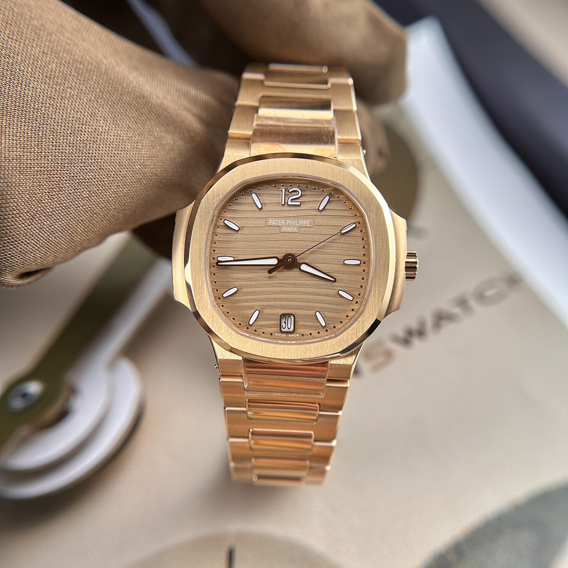 Patek Philippe Nautilus 7118 Replica Watch Rose Gold 3K Factory 35.2mm - Soul Replicas
