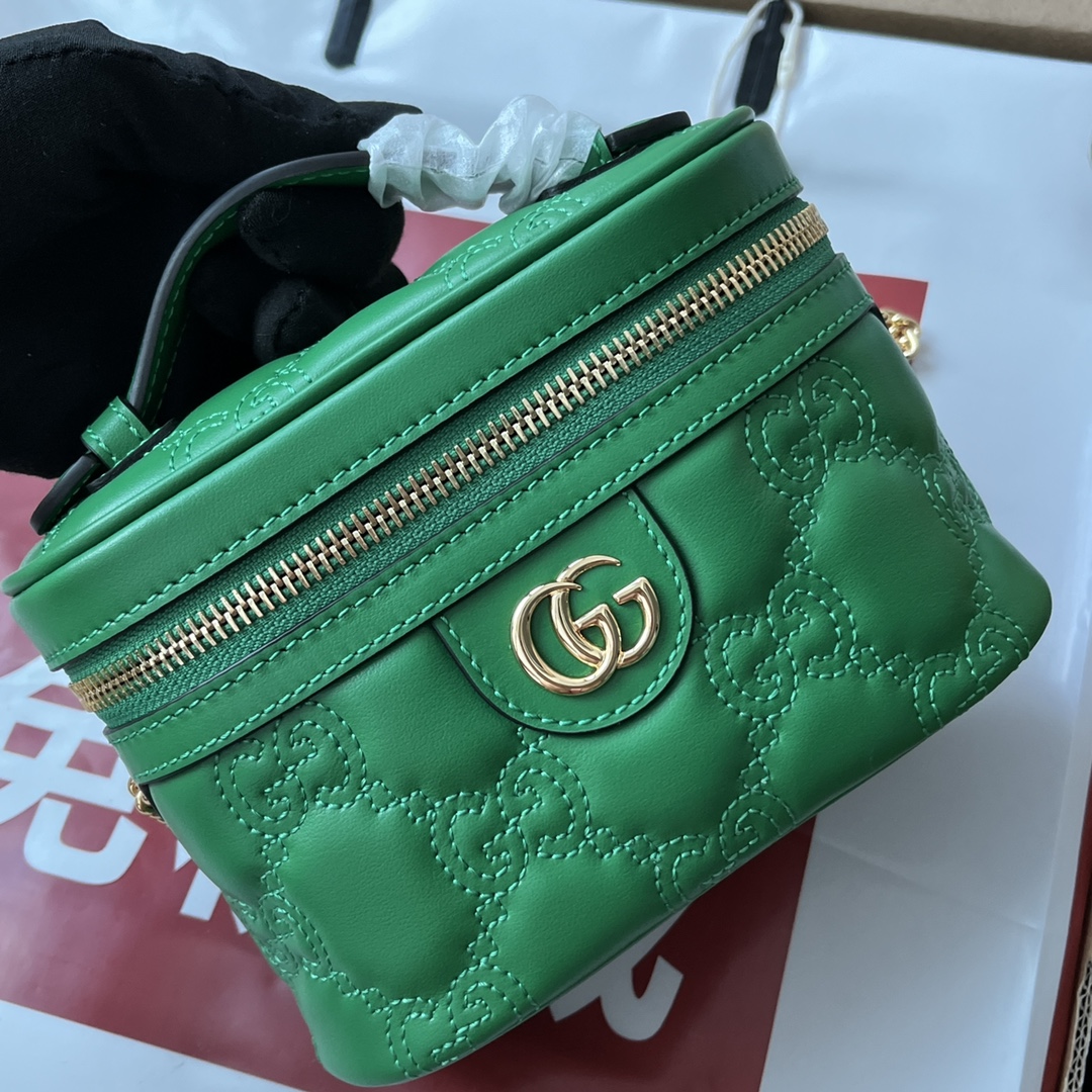 Gucci Quilted Gucci Mini Handbag Green For Women. Women-s Bags 6.3in/16cm Gucci 723770 UM8IG 3219 - Soul Replicas