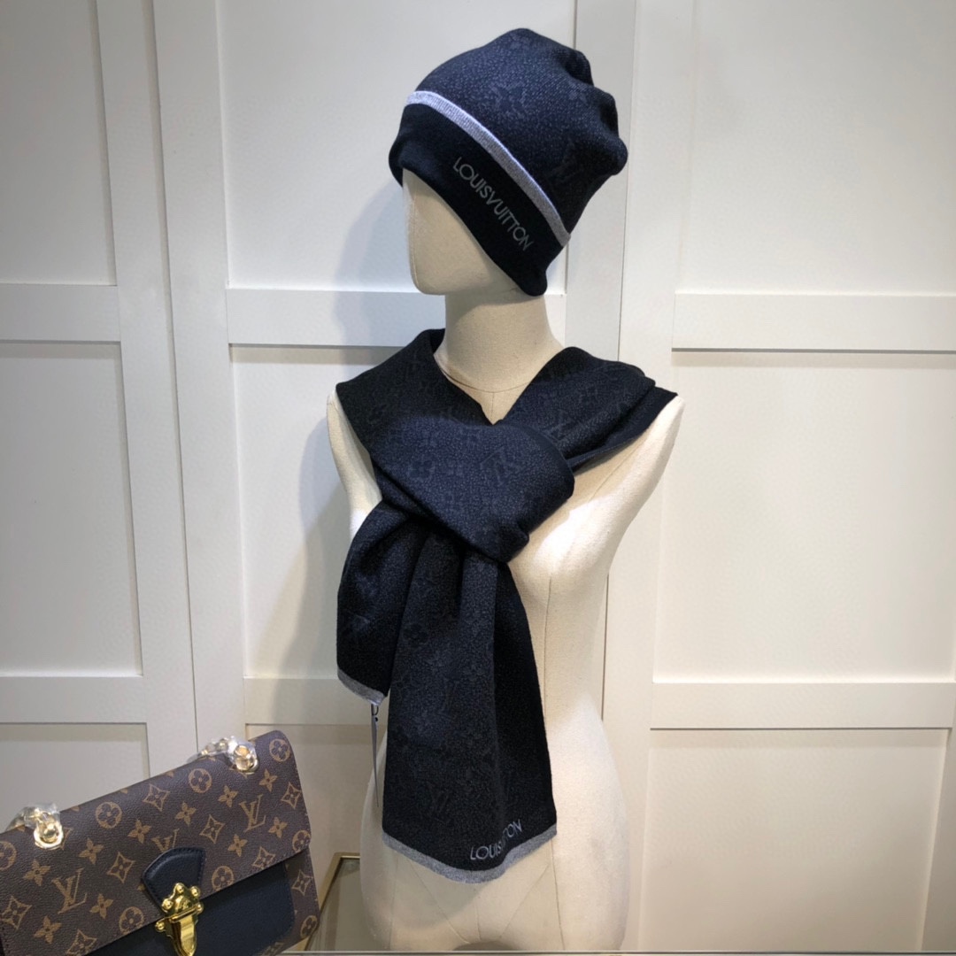 Louis Vuitton Beanie & Scarf Set In Black - Soul Replicas