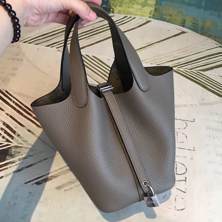 Hermes Picotin Lock 18 Grey Clemence Palladium Hardware For Women 7.5in/19cm - Soul Replicas