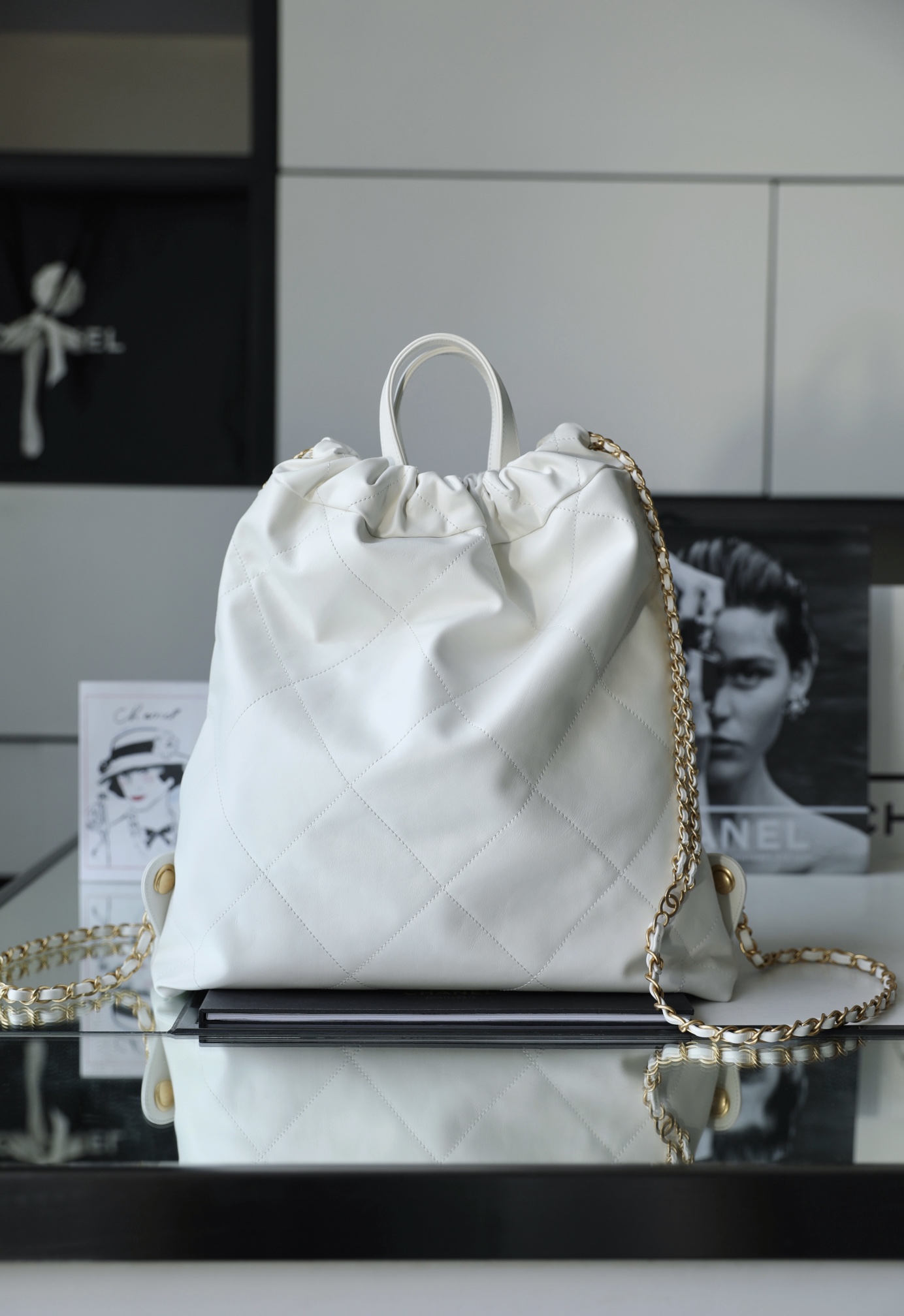 ChanelLarge Chanel22 Backpack White For Women. Women-s Bags 19.9in/51cm AS3313 B08037 10601 - Soul Replicas