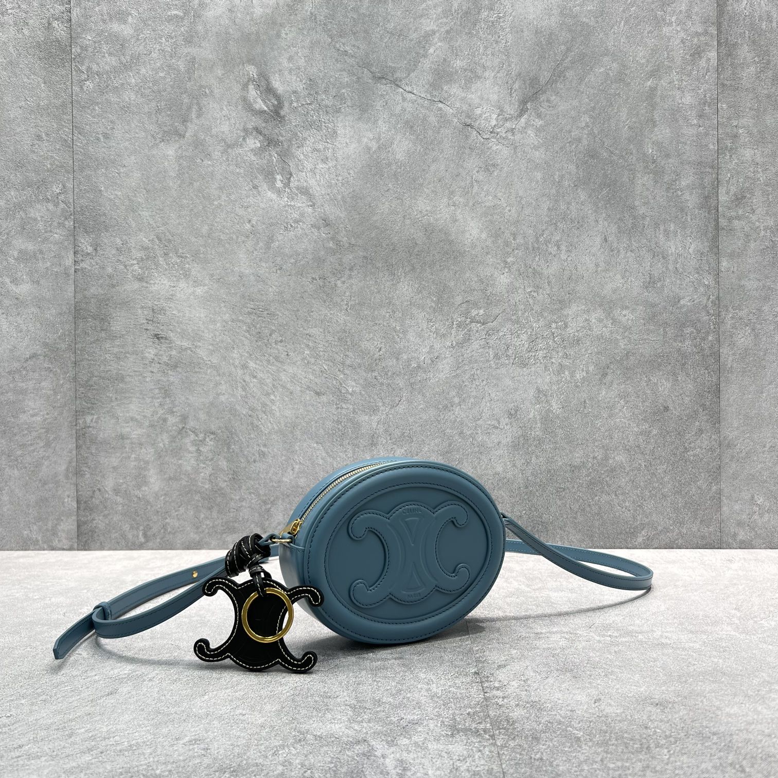 Celine Crossbody Oval Purse Cuir Triomphe Blue For Women 6in/16cm 10I703DPQ.07DD - Soul Replicas