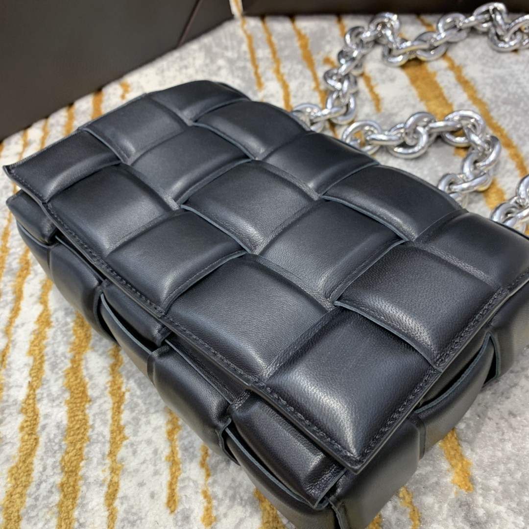 Bottega Veneta Chain Cassette Bag For Women 10.2in/26cm In Black 631421VBWZ01229 - Soul Replicas