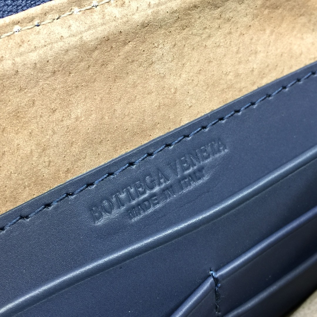 Bottega Veneta Chain Shoulder Bag Blue. For Women. Women's Bags 9.6in/24.5cm - Soul Replicas