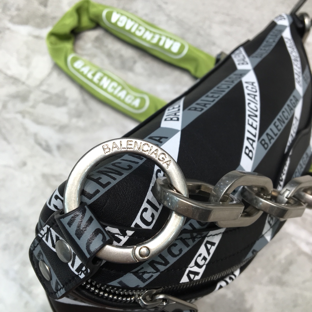 Balenciaga Souvenir XXS Belt Bag In Black. For Women. Women-s Bags 11.8in/30cm - Soul Replicas