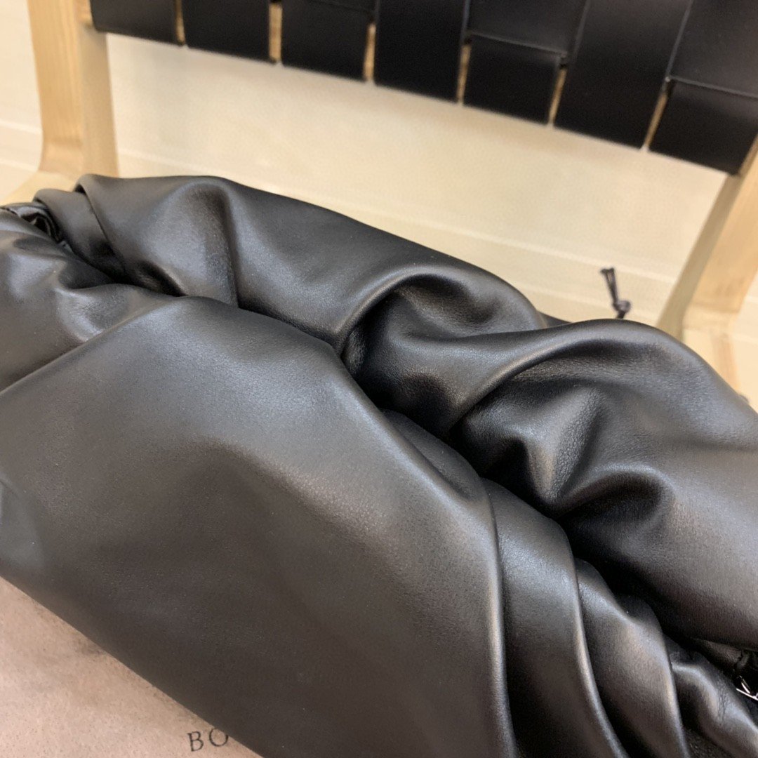 Bottega Veneta Chain Pouch For Women 12.2in/31cm In Black - Soul Replicas