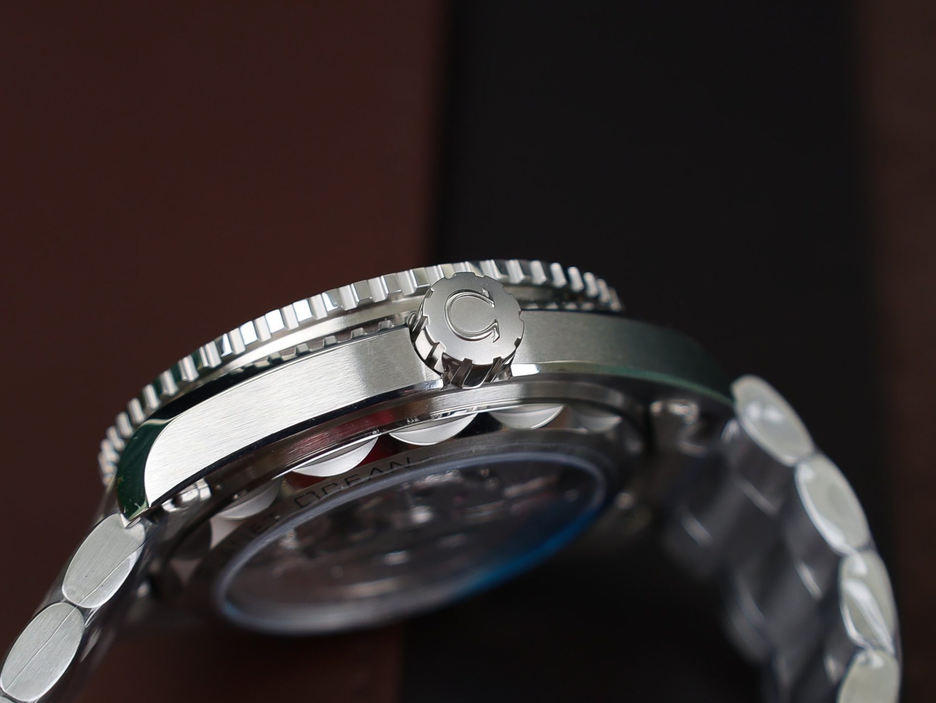 Omega Replica Watch Planet Ocean Metal Strap Dial Black VS Factory 43.5mm - Soul Replicas