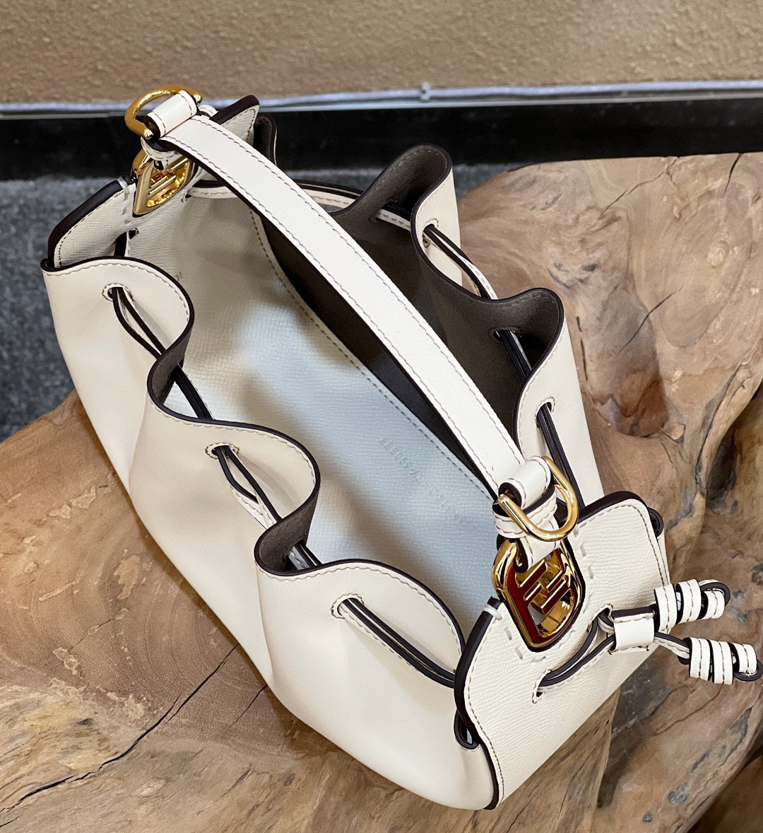 Fendi Pomodorino White Mini Bag For Woman 17cm/6.5in 8BS059AHWUF0VWM - Soul Replicas