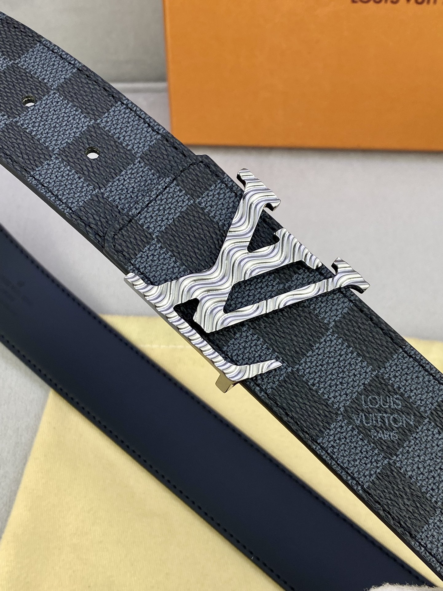 Louis Vuitton Iconic Reversible LV Belt Black LV Women Belt - Soul Replicas