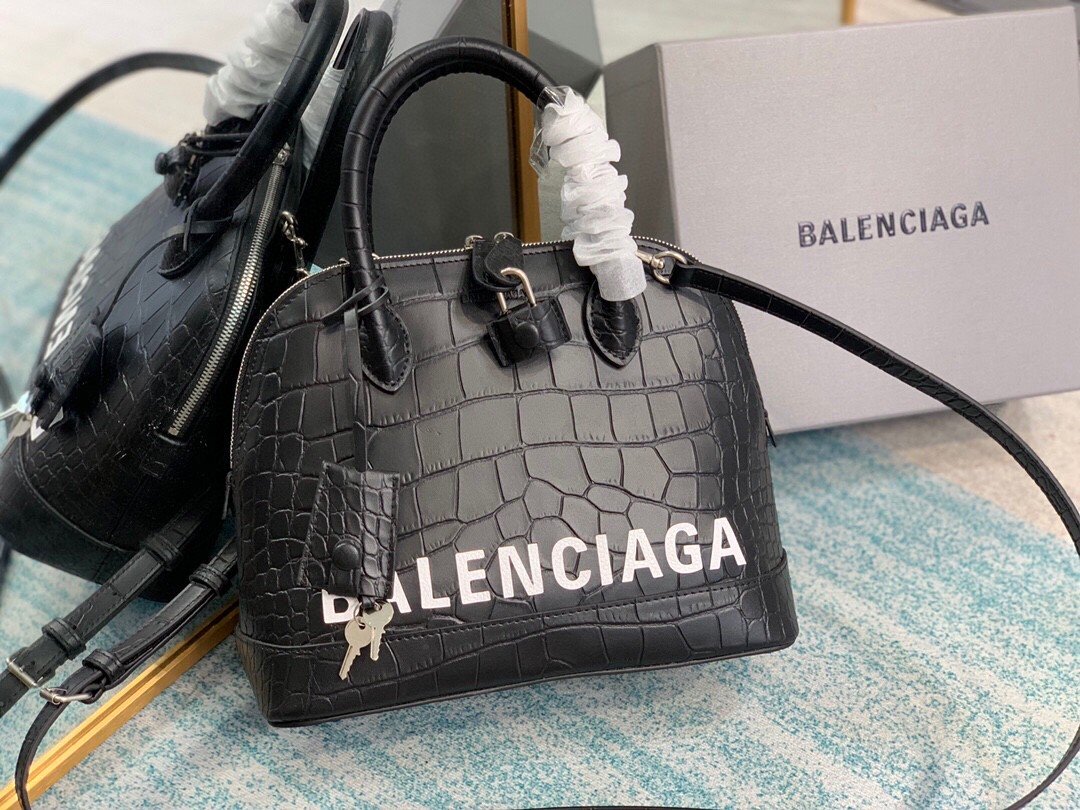 Balenciaga Ville XXS Handbag In Black. For Women. Women-s Bags 8.6in/22cm - Soul Replicas