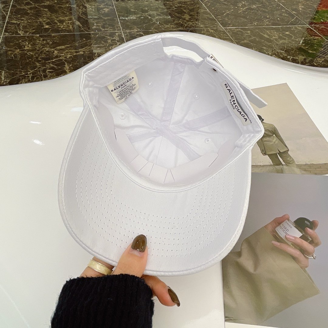Balenciaga Logo Cap In White - Soul Replicas