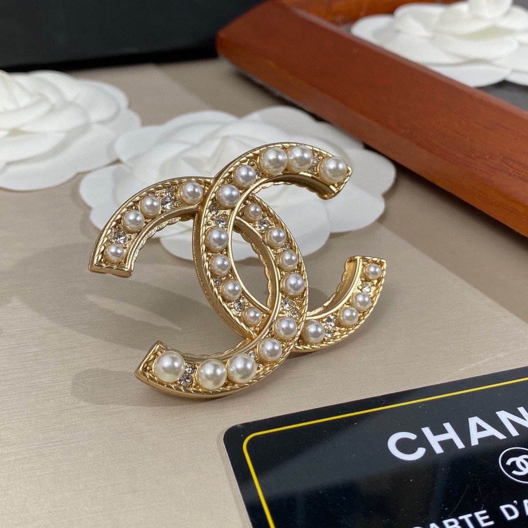 Chanel Brooch - Soul Replicas