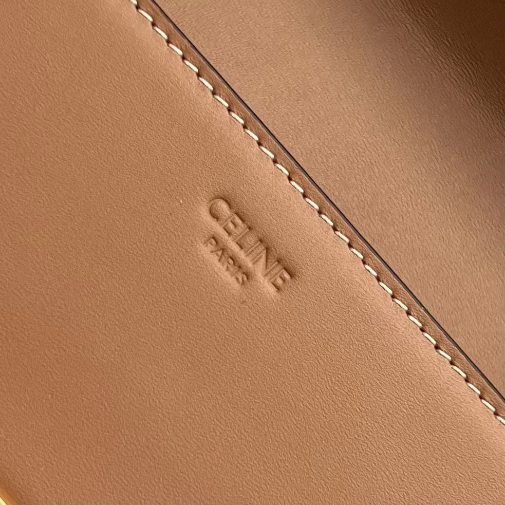 Celine Box Triomphe Tan For Women 9in/22cm 199993BFN.04LU - Soul Replicas