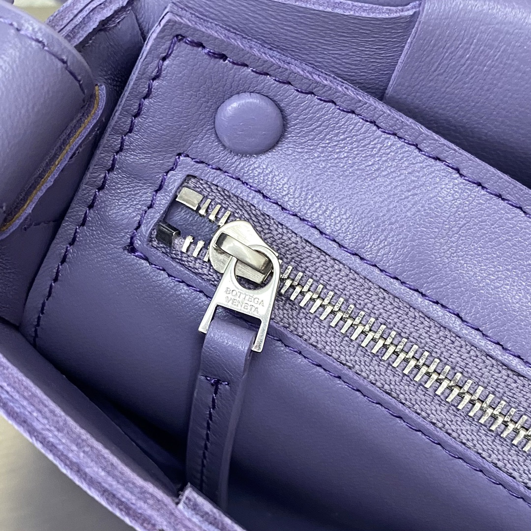 Bottega Veneta Cassette Violet. For Women. Women's Bags 9in/23cm 578004VMAY14214 - Soul Replicas