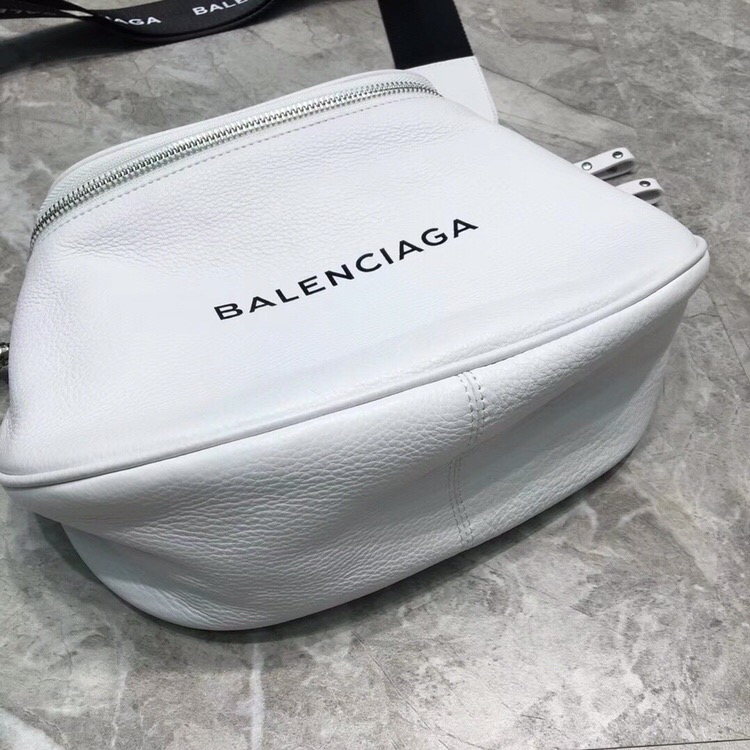 Balenciaga Sling Bag In White. For Women. Women-s Bags 9.1in/23cm - Soul Replicas