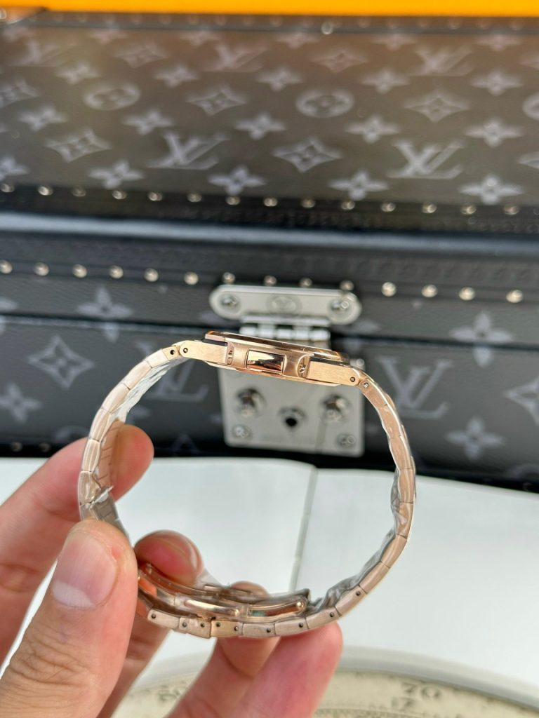 Patek Philippe Replica Watch Nautilus 7010 Rose Gold Womens 32mm - Soul Replicas