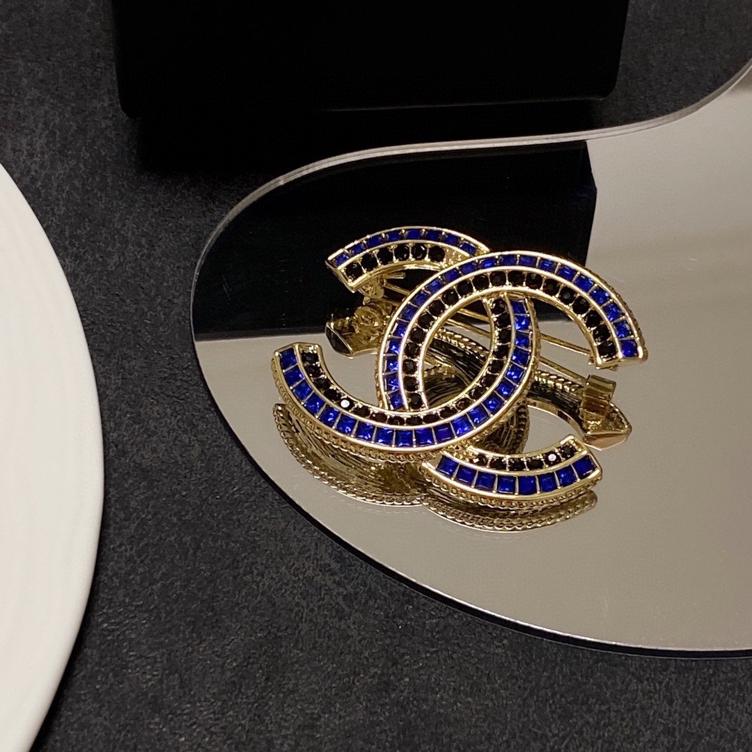 Chanel Brooch - Soul Replicas