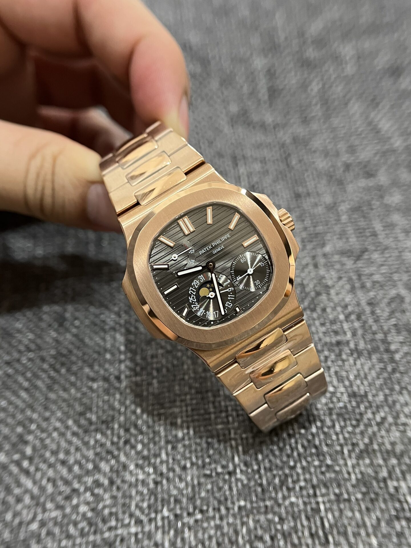 Patek Philippe Replica Watch Nautilus 5712R Gray Dial GR Factory 40mm - Soul Replicas