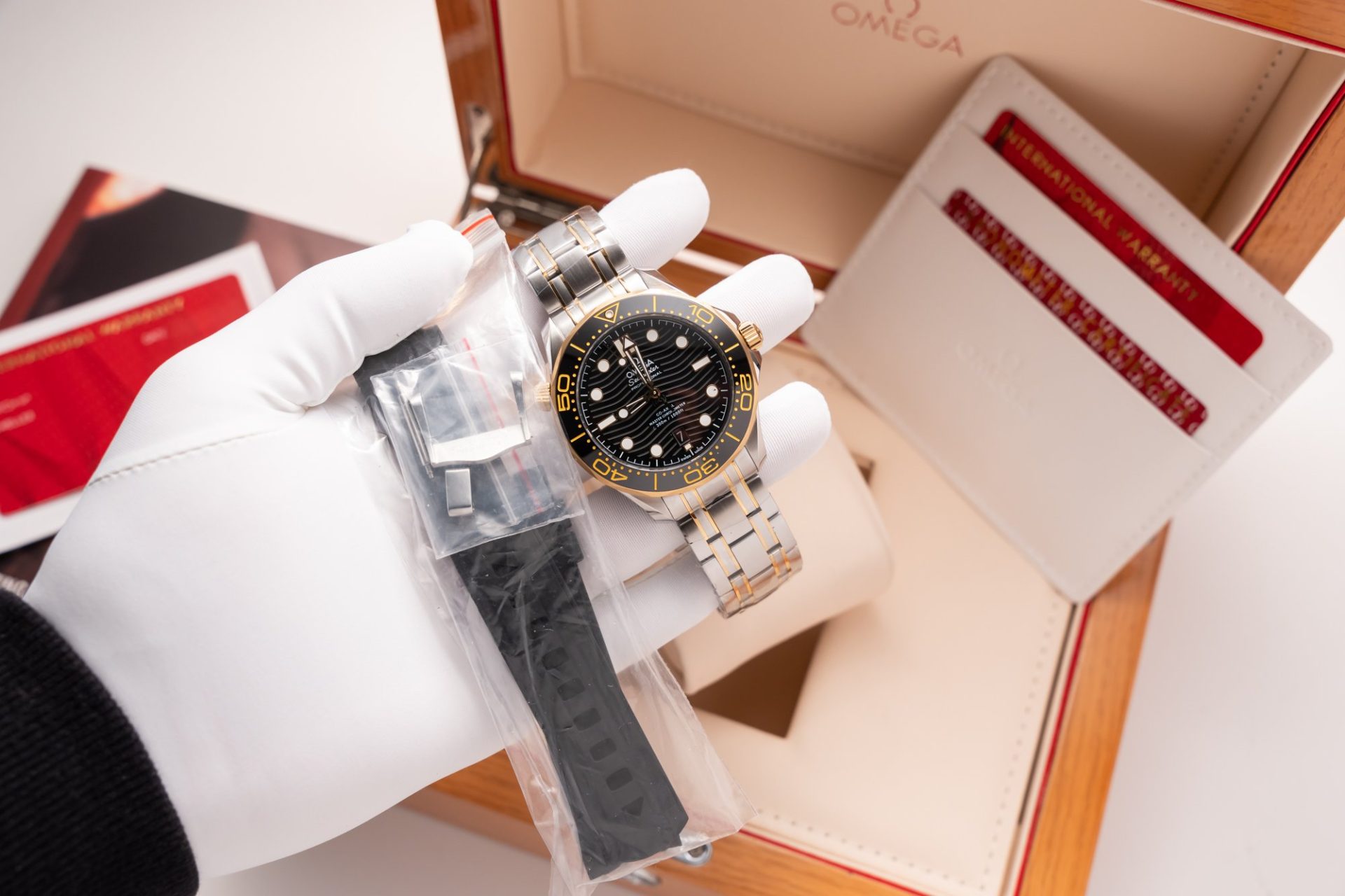 Omega Replica Watch Seamaster Demi Gold Black Dial VS Factory Demi Gold 42mm - Soul Replicas