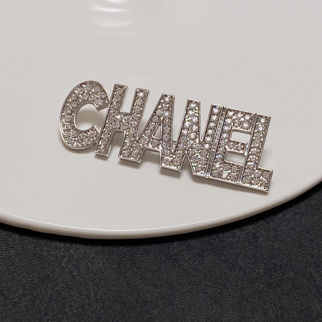 Chanel Brooch - Soul Replicas