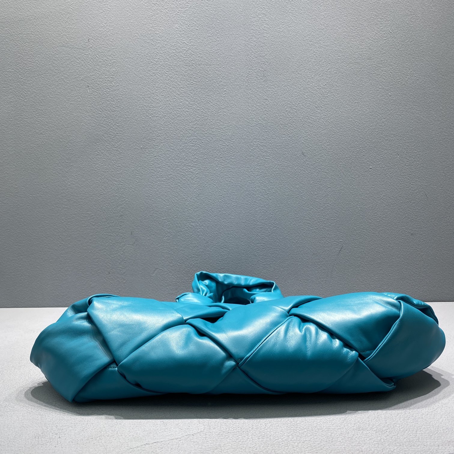 Bottega Veneta Handle Bag Blue. For Women. Women-s Bags 17.3in/44cm - Soul Replicas