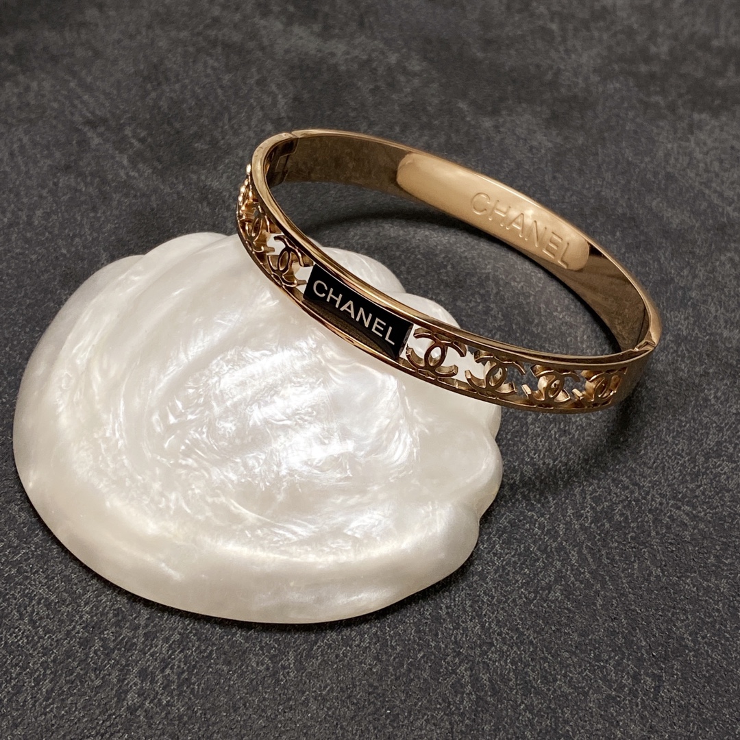 Chanel Bracelet - Soul Replicas