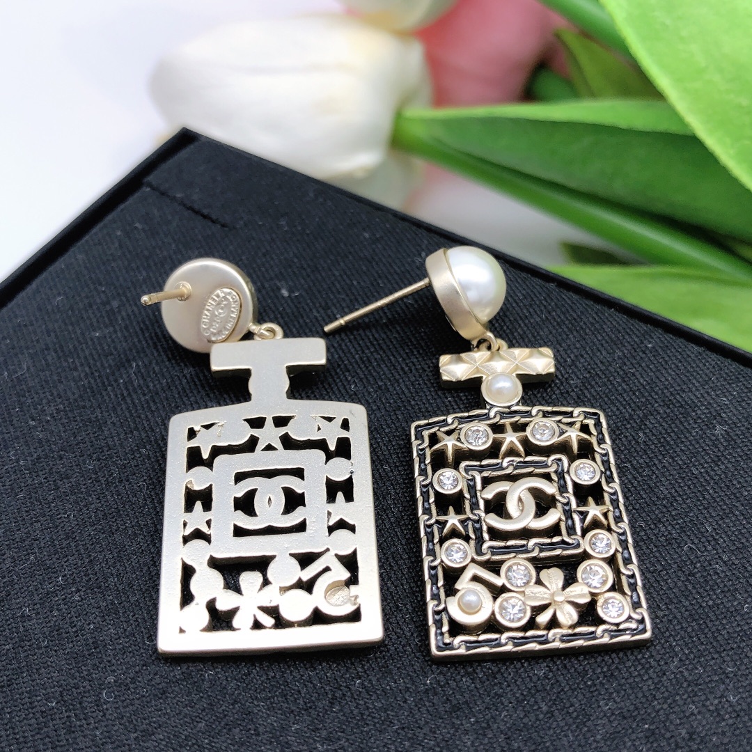 Chanel Earrings - Soul Replicas
