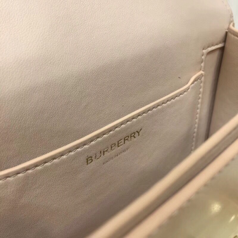 Burberry Tb Chain Belt Bag Beige For Women. Women-s Bags 6.6in/17cm - Soul Replicas