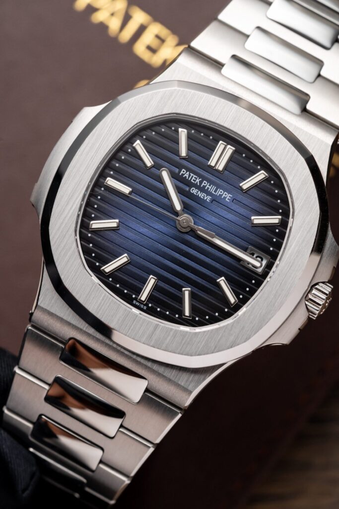 Patek Philippe Best Replica Watch Nautilus 5811 Blue Dial Metal Wire 41mm - Soul Replicas