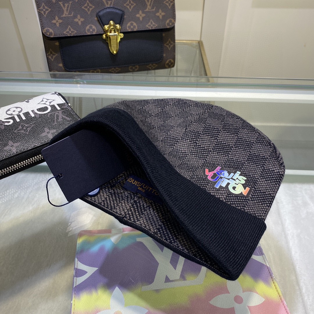 Louis Vuitton Beanie In Black LV Headwear - Soul Replicas