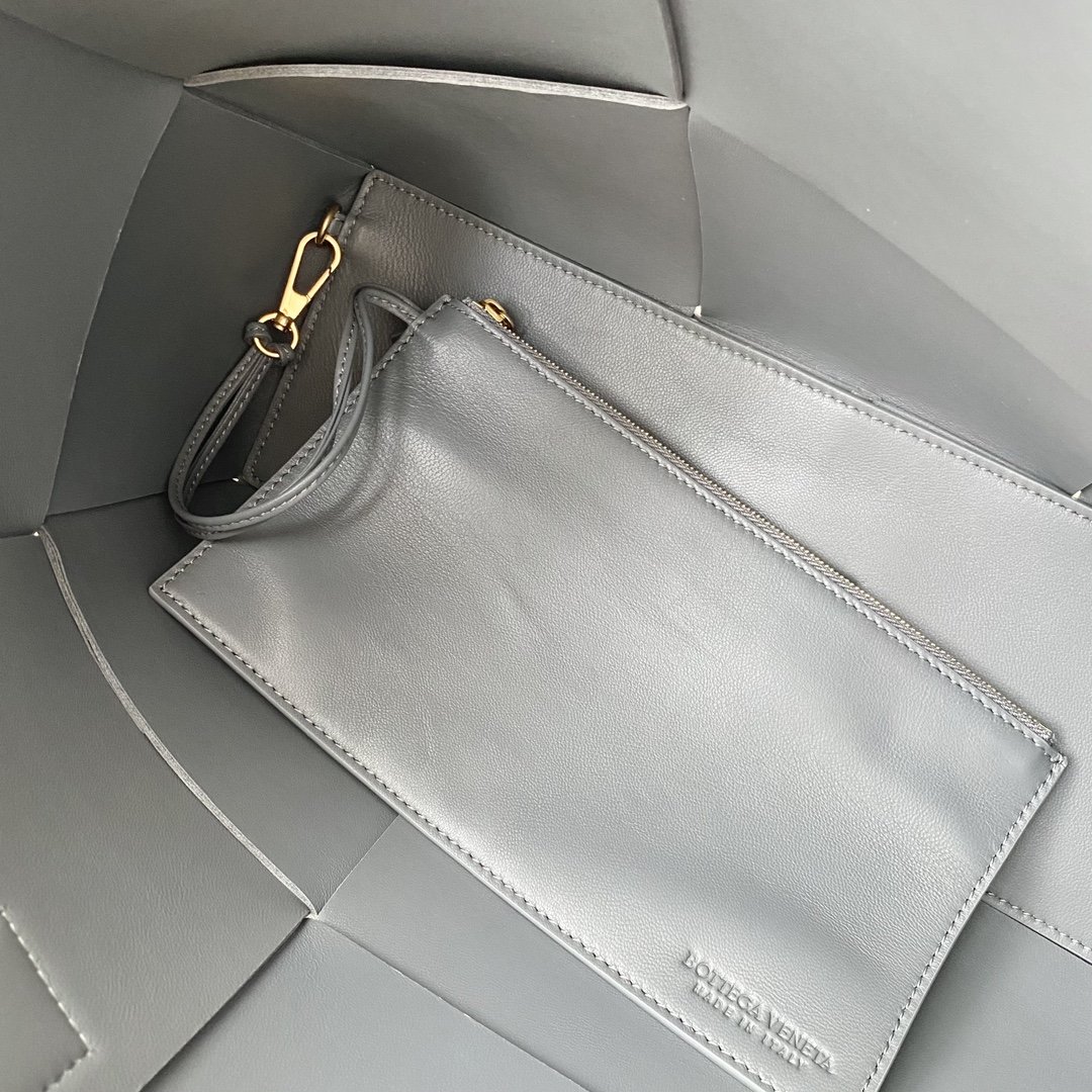 Bottega Veneta Arco Tote Bag For Women 16.14in/41cm - Soul Replicas