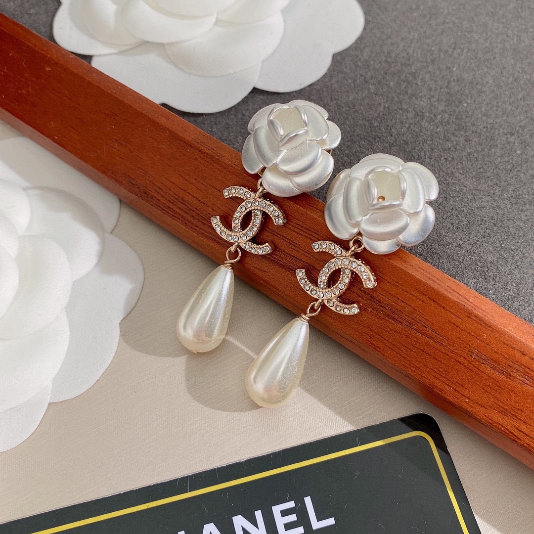 Chanel Earrings - Soul Replicas