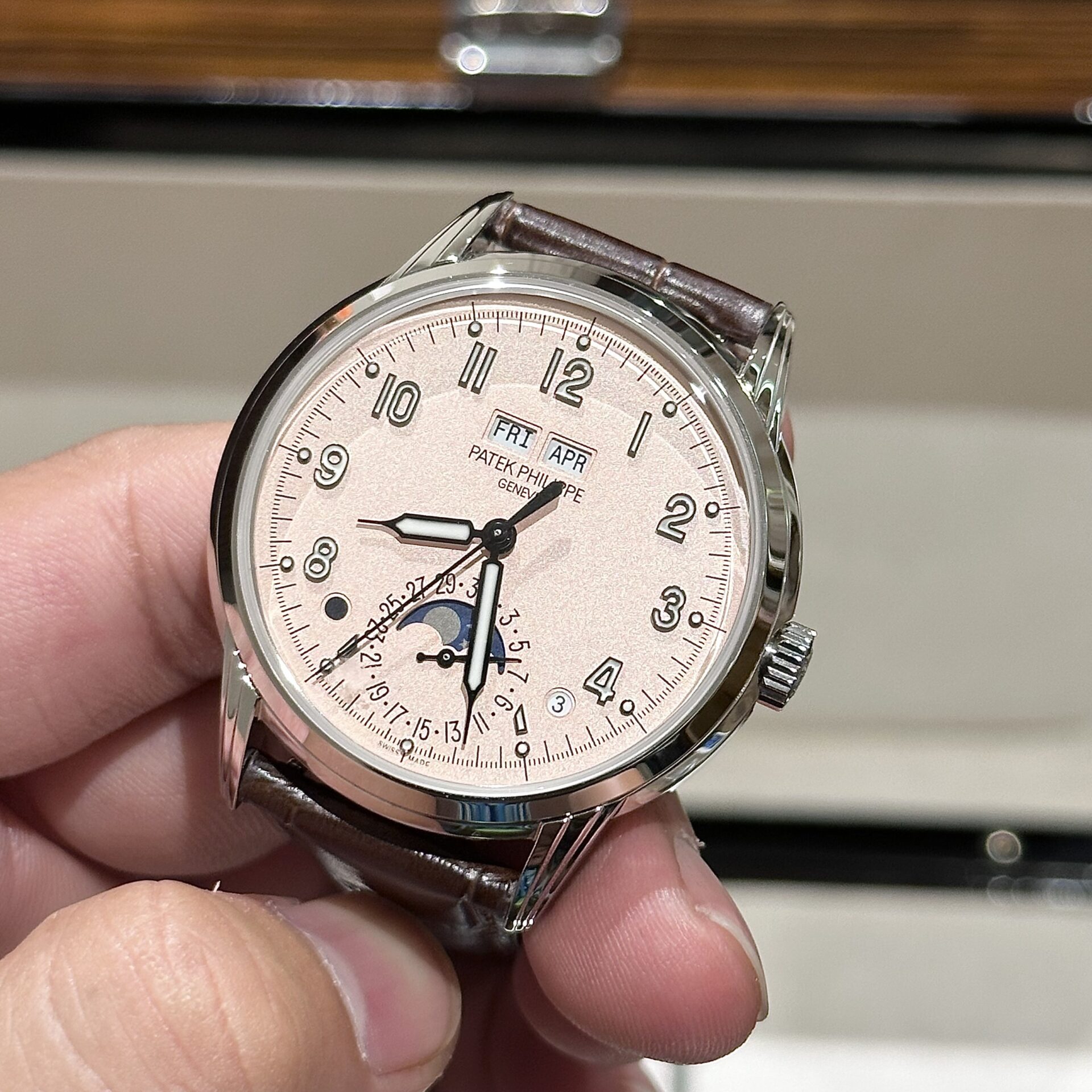 Patek Philippe Replica Watch Complications 5320G Pink Dial GRF 40mm - Soul Replicas