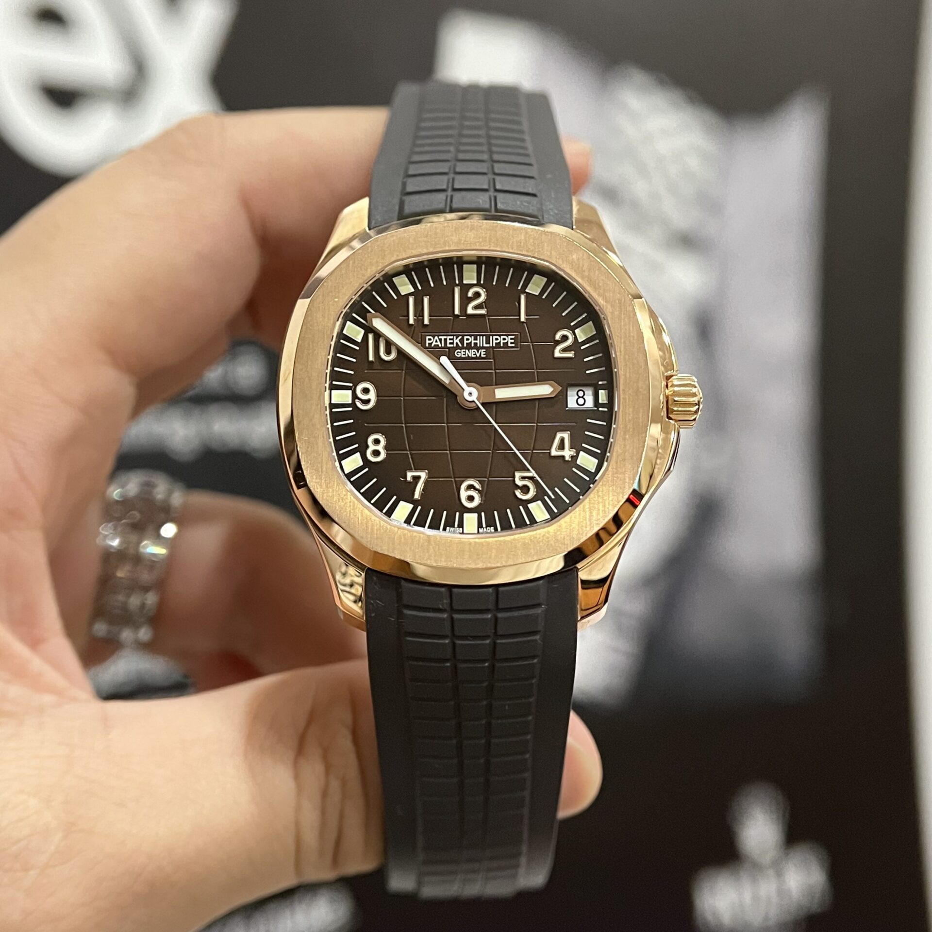 Patek Philippe Aquanaut 5167 Replica Watch Gold Wrapped Chocolate Dial 3K 40mm - Soul Replicas