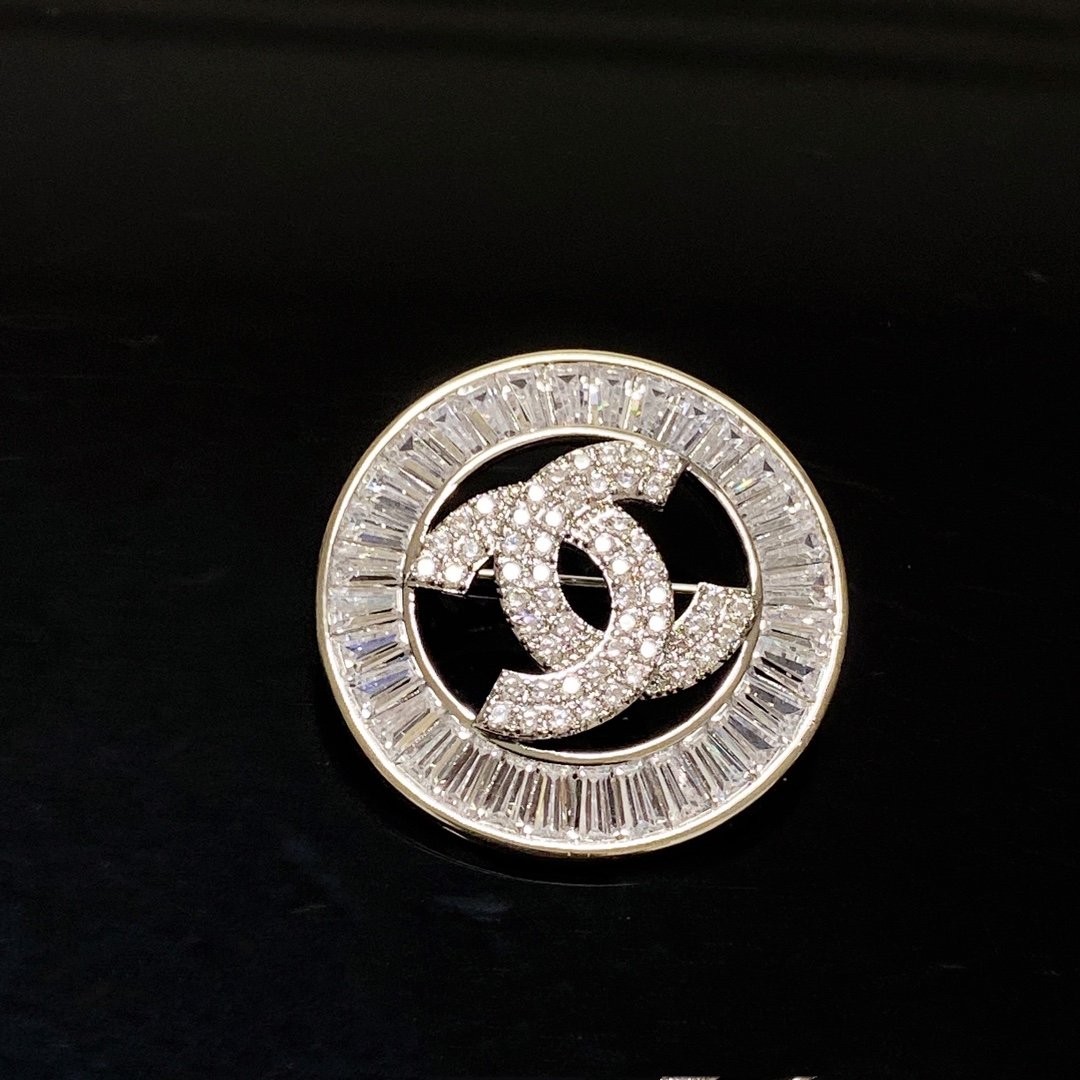 Chanel Brooch - Soul Replicas