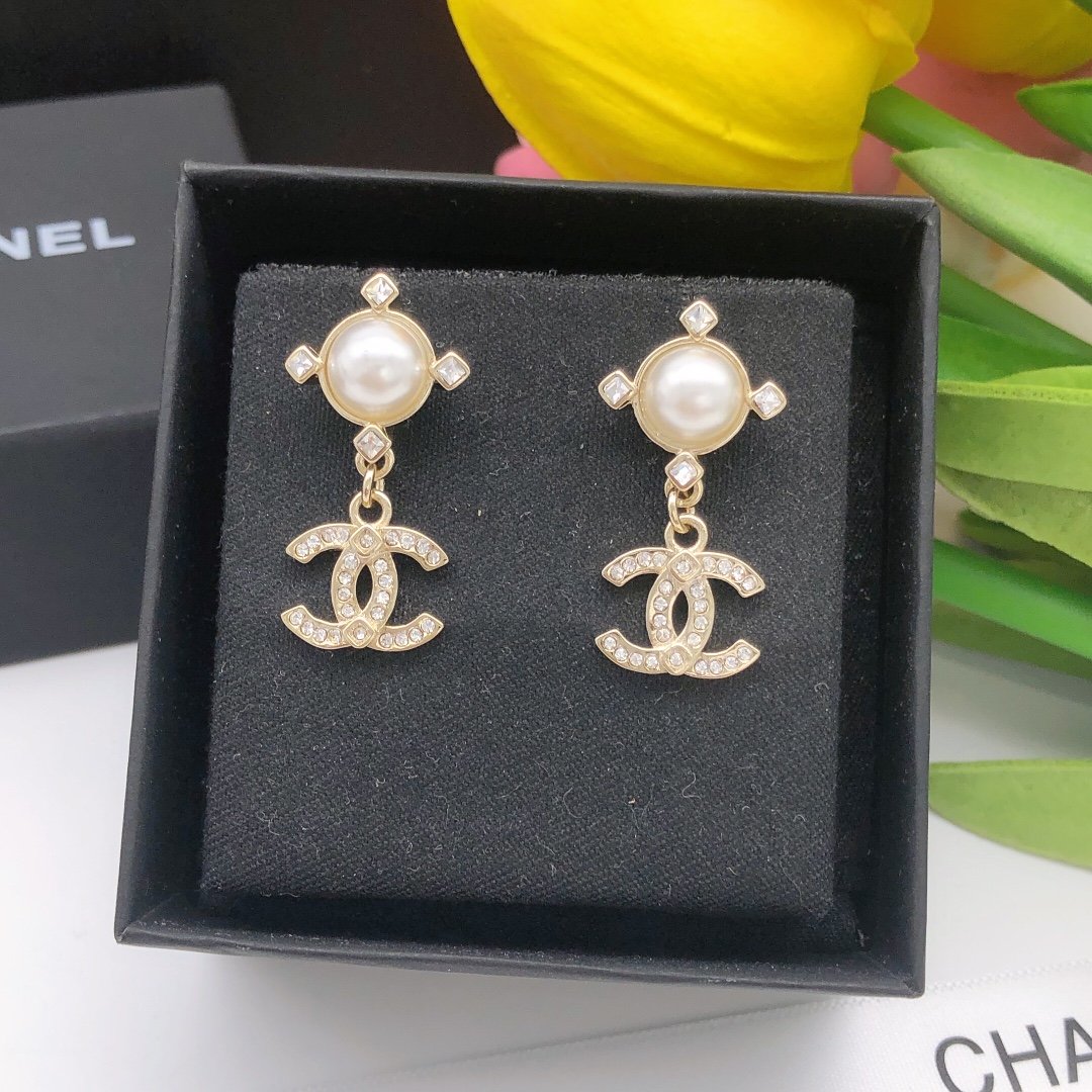 Chanel Earrings - Soul Replicas
