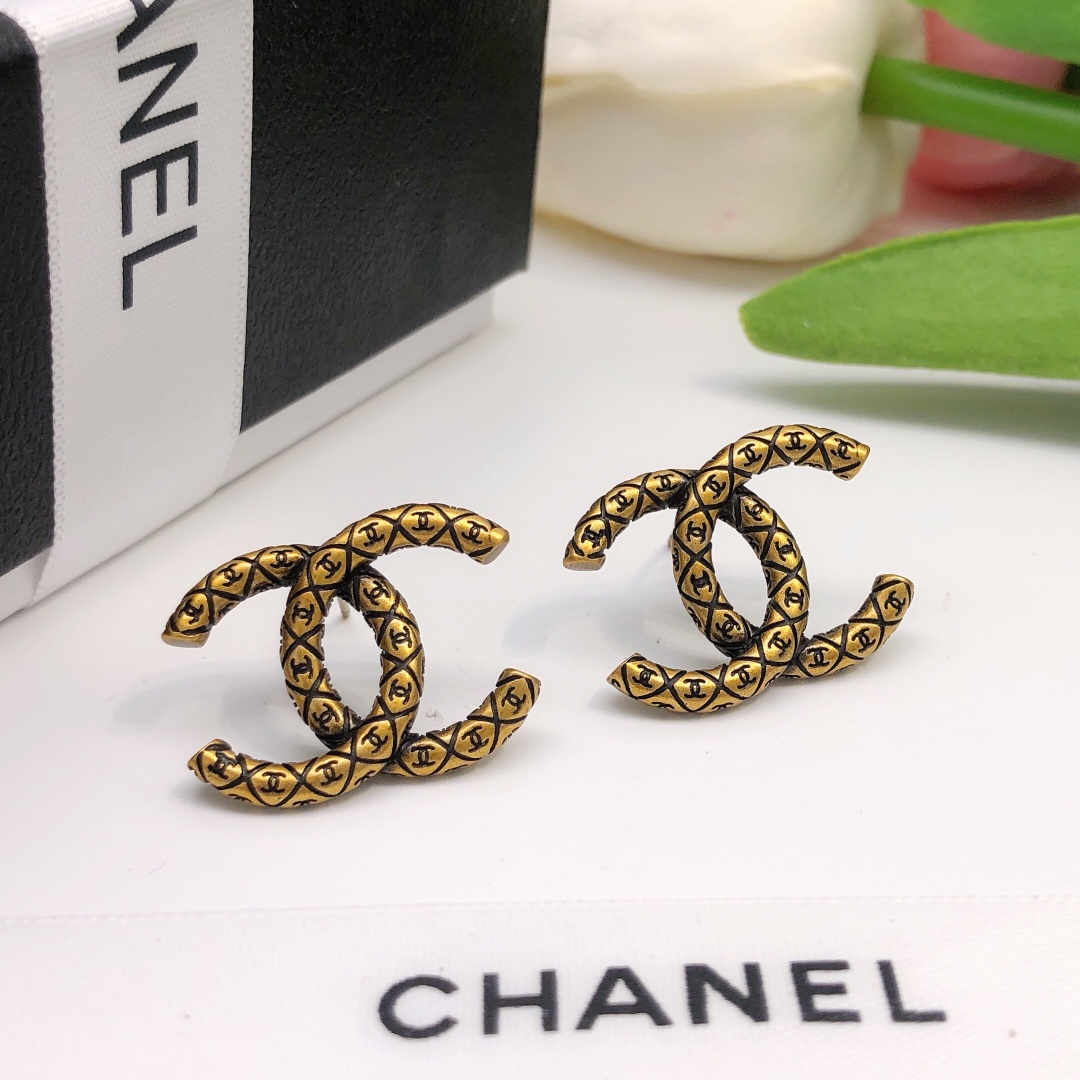 Chanel Earrings - Soul Replicas