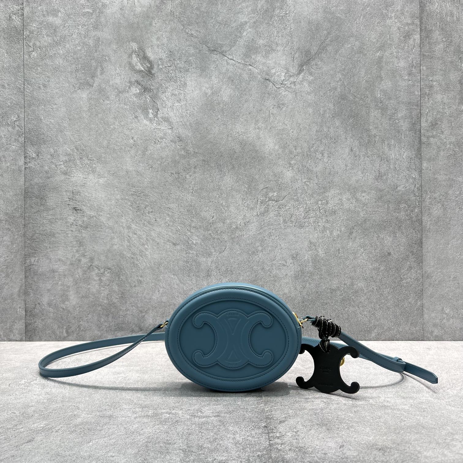 Celine Crossbody Oval Purse Cuir Triomphe Blue For Women 6in/16cm 10I703DPQ.07DD - Soul Replicas