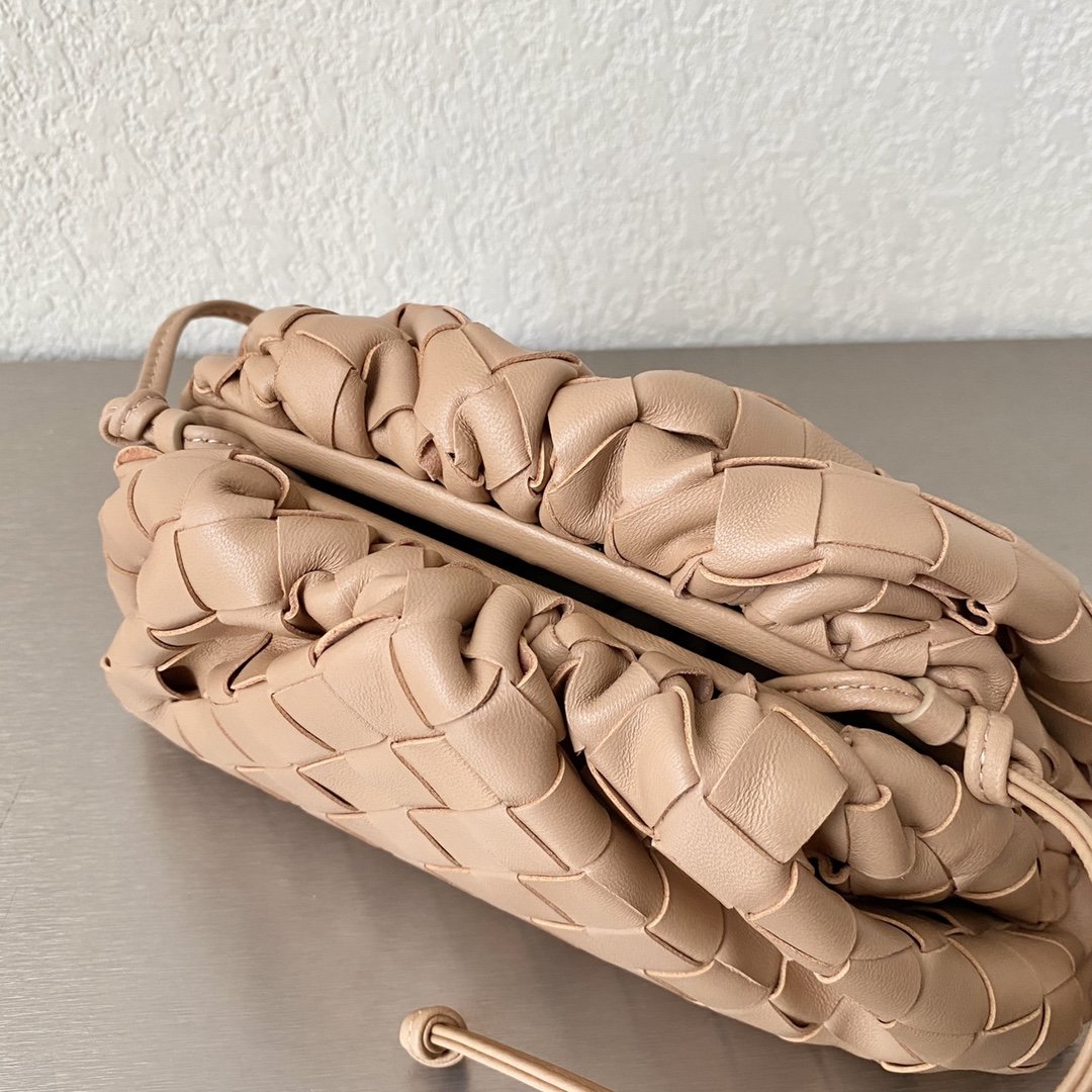 Bottega Veneta Mini Pouch Almond. For Women. Women-s Bags 8.6in/22cm 585852VCPP12700 - Soul Replicas