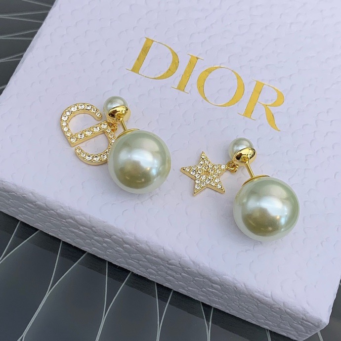Dior Petit CD Earrings - Soul Replicas