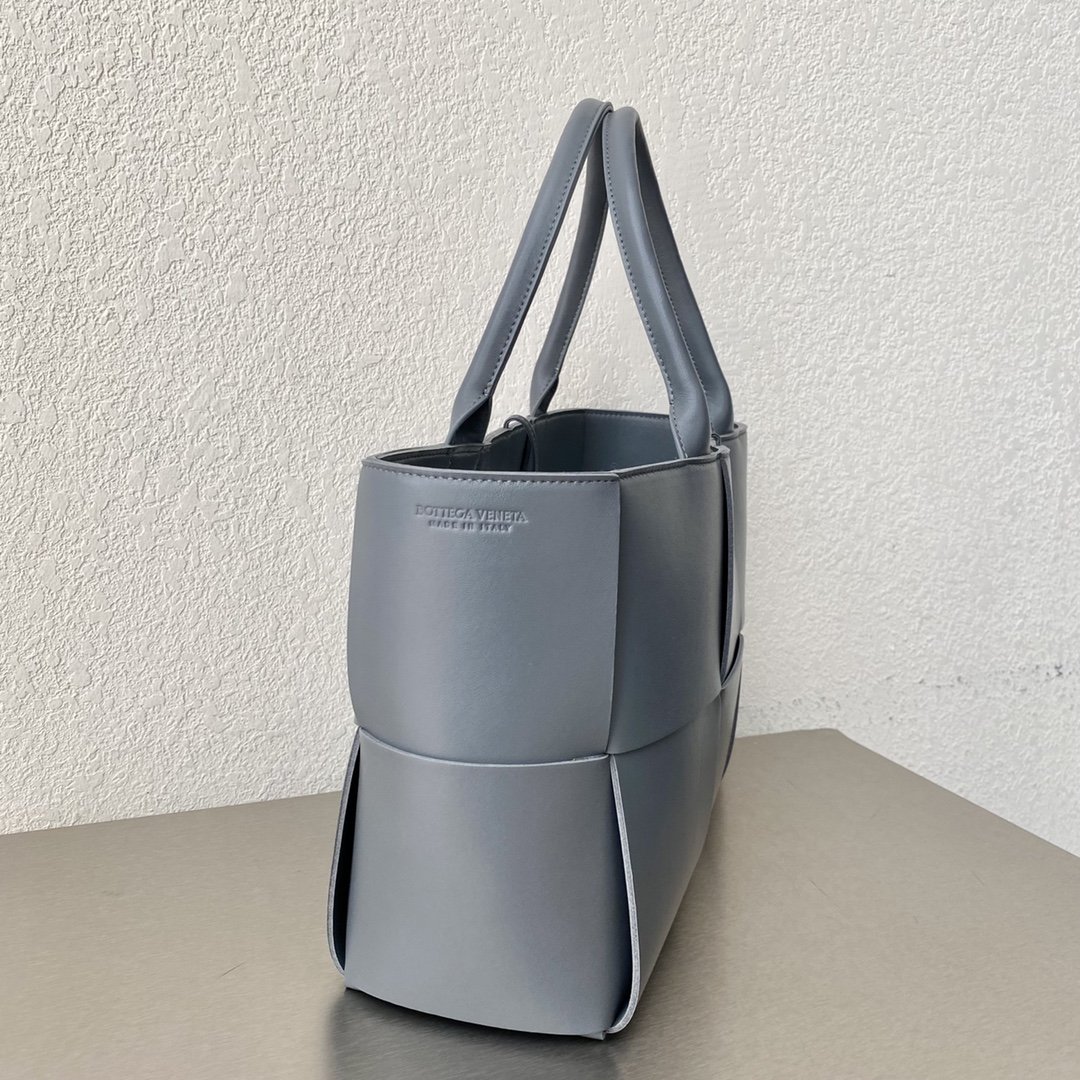 Bottega Veneta Arco Tote Bag For Women 16.14in/41cm - Soul Replicas